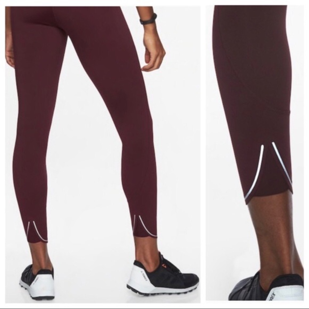 Athleta Run Free 7/8 tight in aubergine XXS Mesh